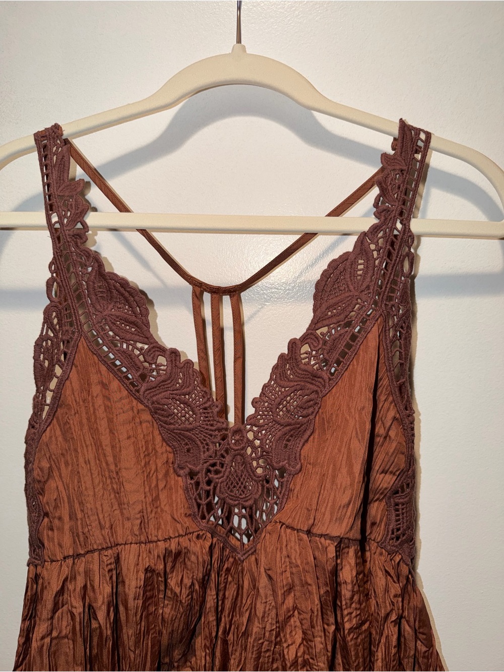 NWOT Boho Brown Crochet V-Neck Sundress - Picture 2 of 6